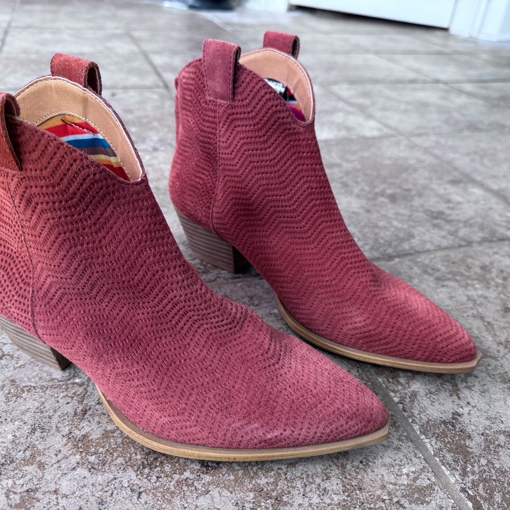 Women's Rust Orange Ankle Boots- Vintage but never worn